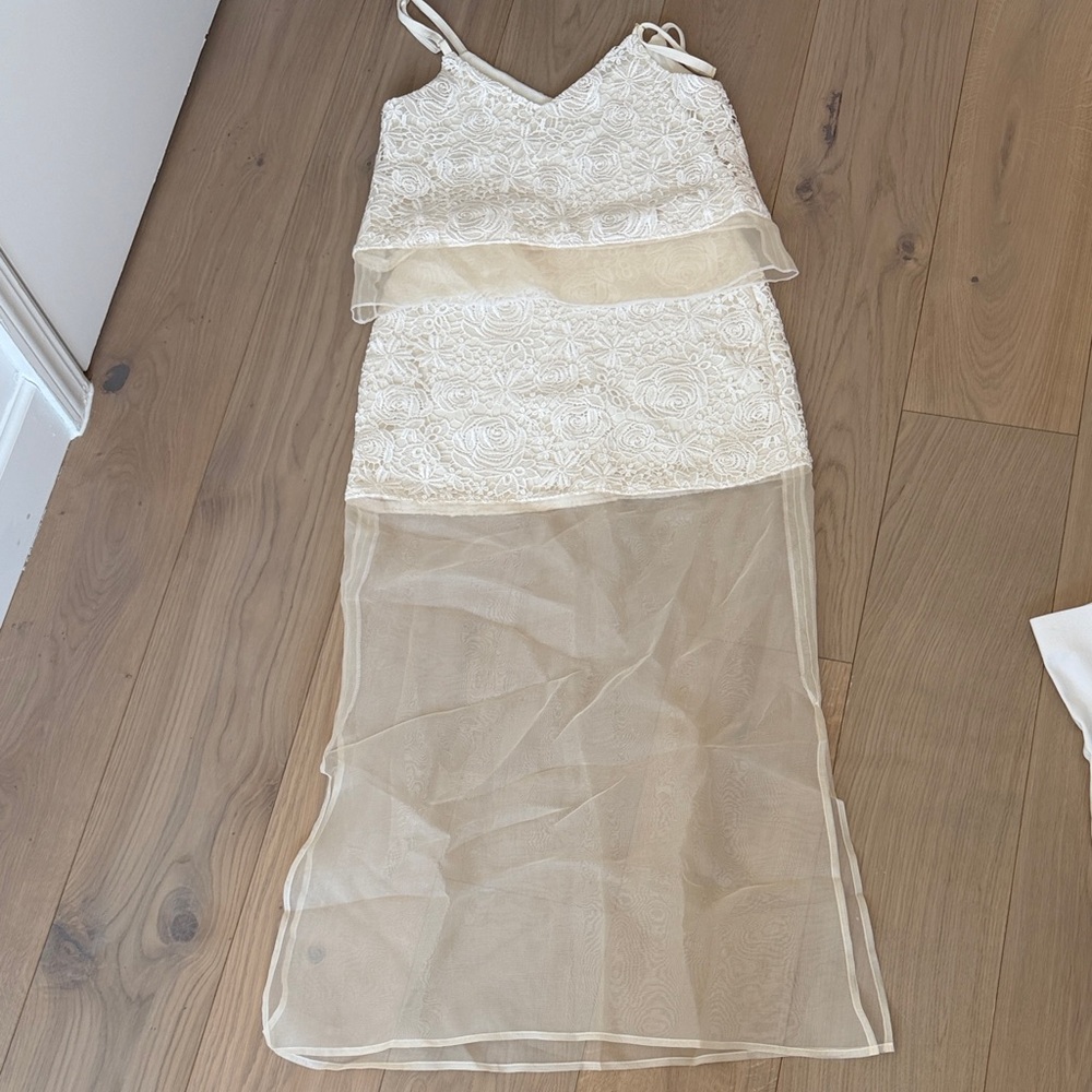 Sheer Ivory Set